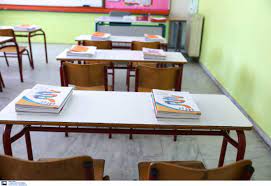 <strong>Εκπαιδευτικοί όμιλοι – μέντορες – ενδοσχολικοί συντονιστές</strong>